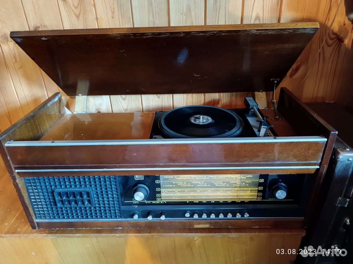 Радиола Урал с FM