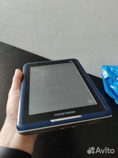 Pocketbook IQ-701