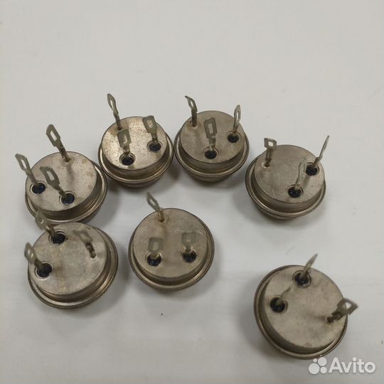 Транзистор П214Г