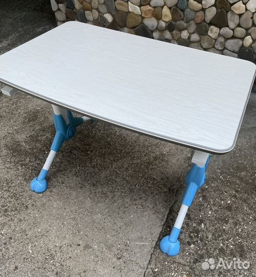 Растущая парта SingBee