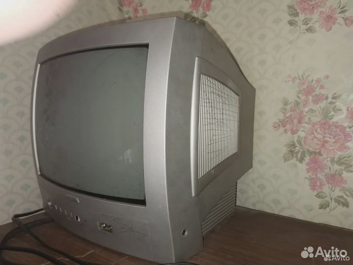 Телевизор Vestel Модель:15720TFT