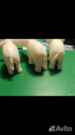 Слоник болванчик колкий пластик СССР