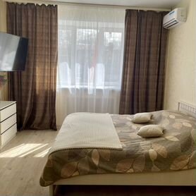 1-к. квартира, 42 м², 2/10 эт.