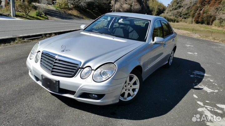Авто на разбор Mercedes-Benz E-Class W211 272.922