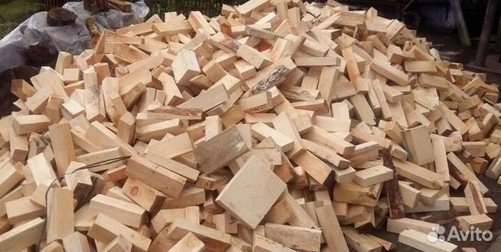 Дрова рядом