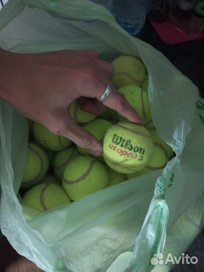 Теннисный мяч