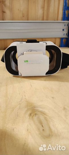 Очки виртуальной реальности для телефона