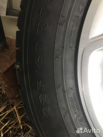 Колеса в сборе зимние 225/60 R17