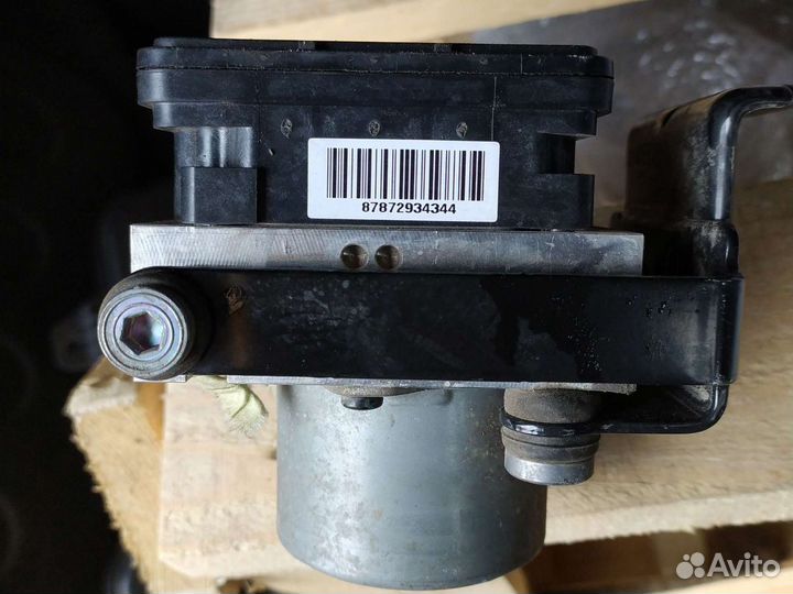 Блок ABS hyundai grand santa fe 2018 год