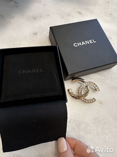 Брошь Chanel, оригинал