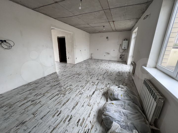 Дом 128 м² на участке 4 сот.