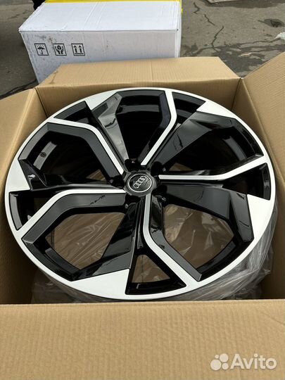 Диски R22 Audi Q7 4M Q8