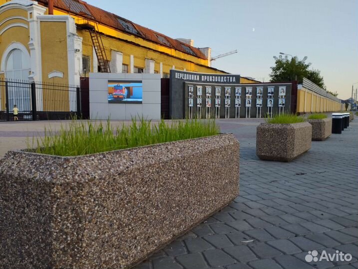 Вазон бетонный Балено