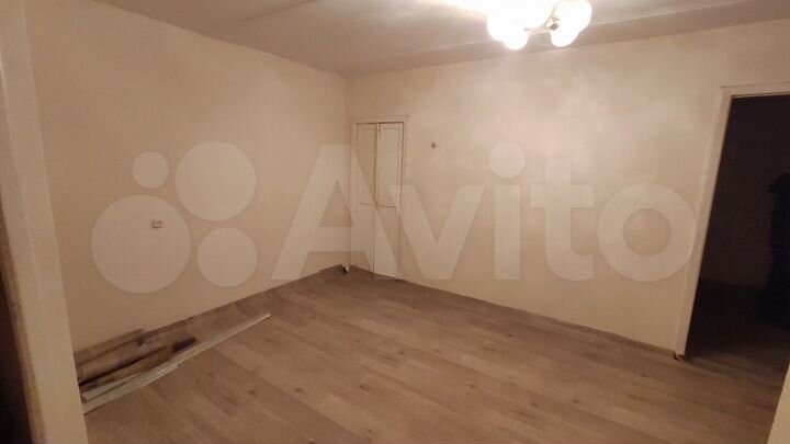 2-к. квартира, 46 м², 5/5 эт.