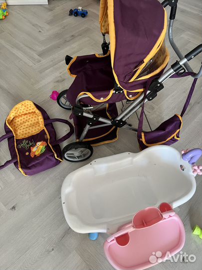 Игрушечная коляска