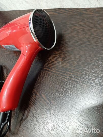 Продам новый фен Lumme LU-1057 Red Coral