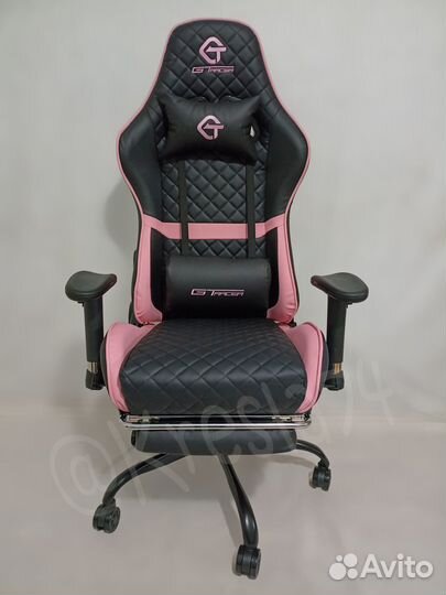 Кресло геймерское черно-розовое с качанием. Новое