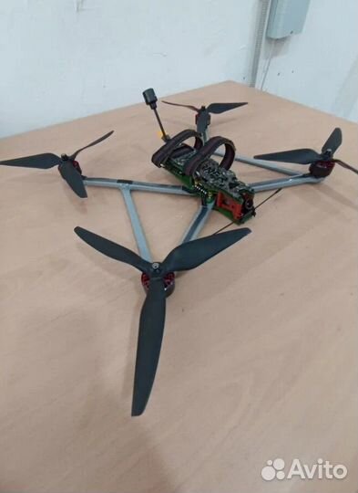 FPV-дрон/квадрокоптер 7,5 дюймов