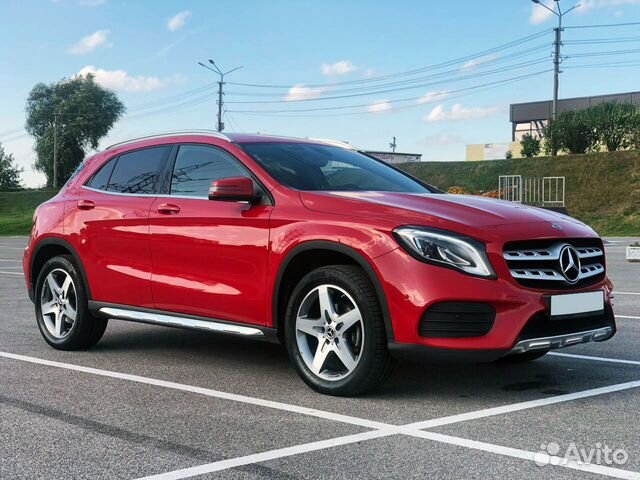 Mercedes Benz GLA внедорожник