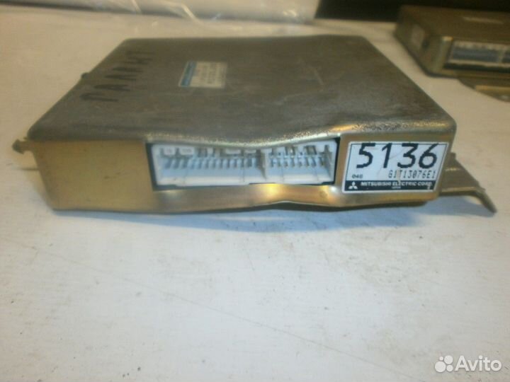 Блок управления двигателем (Mitsubishi Galant)