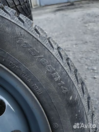 Viatti Brina Nordico V-522 175/65 R14 82T