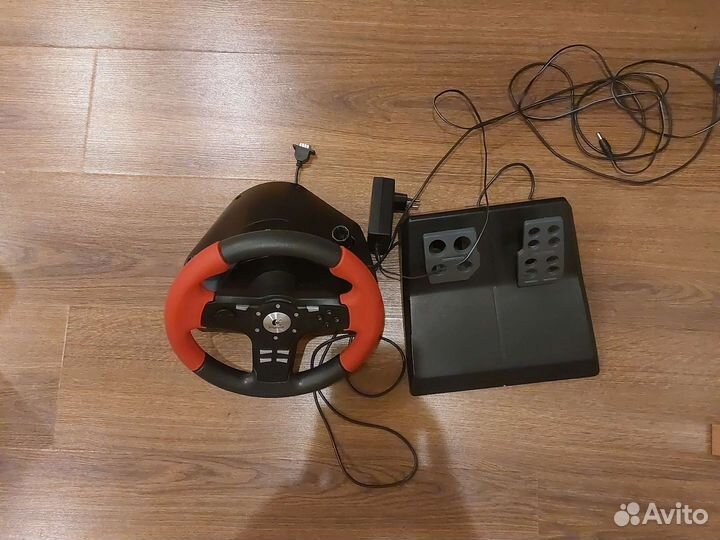 Игровой руль logitech