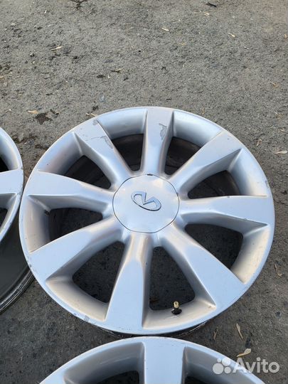 Диски оригинал R20 Infiniti fx35 ex35 s50 5х114.3