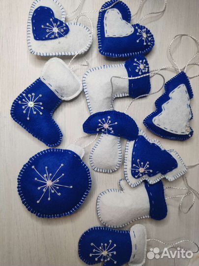 Новогодние игрушки ручной работы
