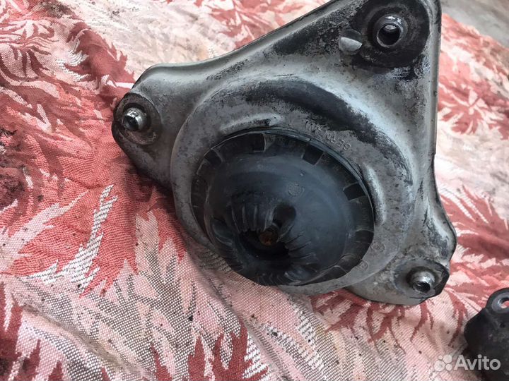 Передние стойки в сборе audi a6 c6