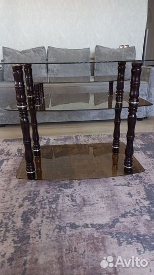 Подставка стеклянная под тв,журнальный стол