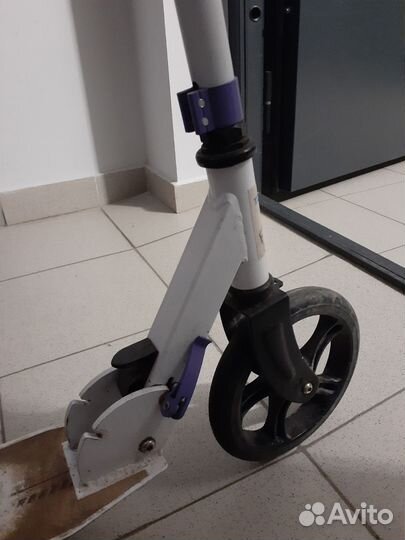 Продам самокат б/у в хорошем состоянии