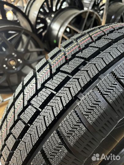 Sunfull SF988 215/60 R16