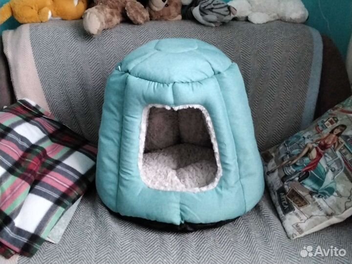 Лежанка для кошек (новая)