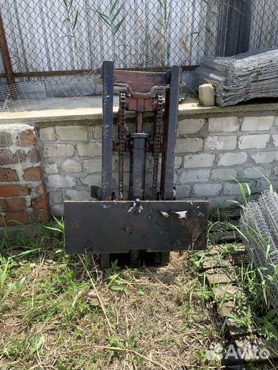 Стрела на вилочный погрузчик