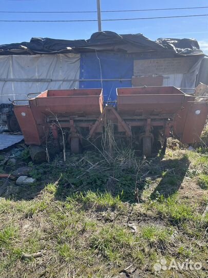 Картофеле сажалка