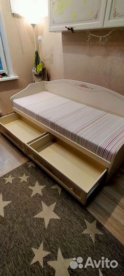 Детская кровать с двумя ящиками