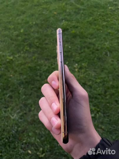 iPhone 11 pro max gold 64gb