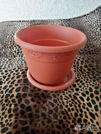 Горшок для цветов