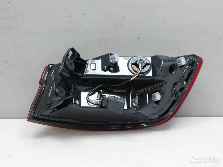 Фонарь задний наружный левый Audi A4/RS4