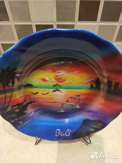 Декоративная тарелка на подставке, о. Bali