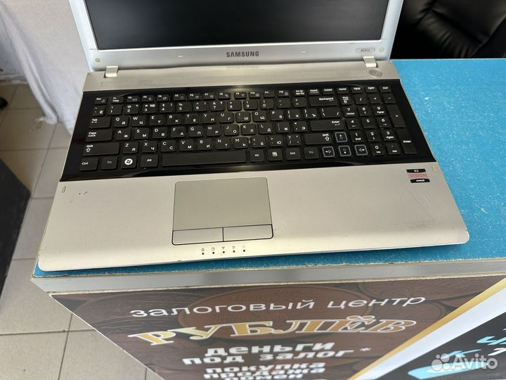 Samsung rv513 15.6 