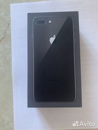 iPhone 8 Plus, 64 ГБ