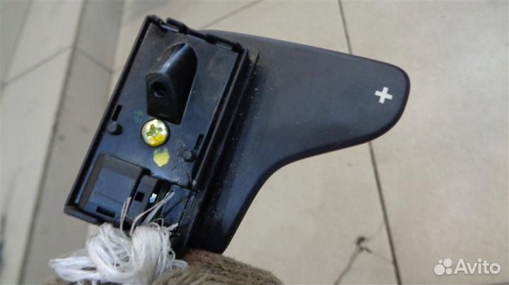 Переключатель скоростей подрулевой Kia Ceed 2012