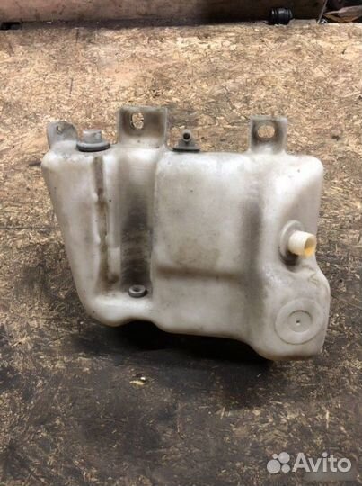 Бачок омывателя Bmw E39
