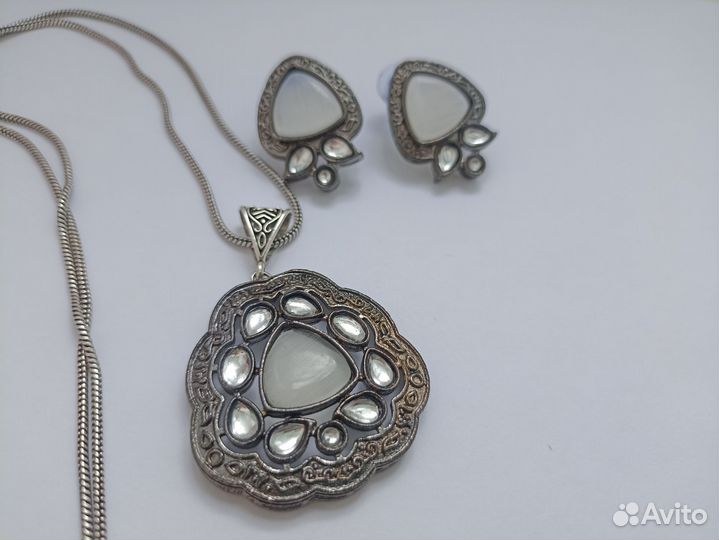 Комплект серьги и кулон индийские