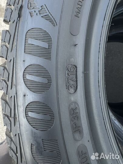 Goodyear UltraGrip Ice 2 205/55 R16 94T