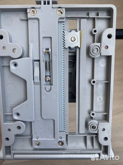 Кронштейн для монитора