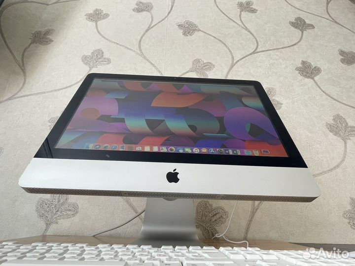 Aplle iMac 21.5 Intel Core i3
