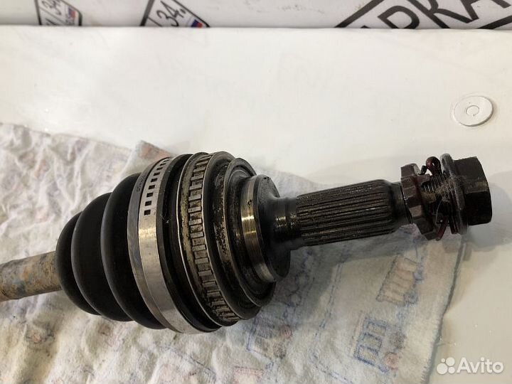 Привод правый всборе Toyota Corolla 2.2 3CE АКПП