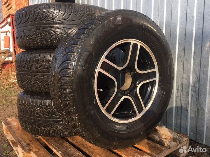 Зимняя резина 285 65 17